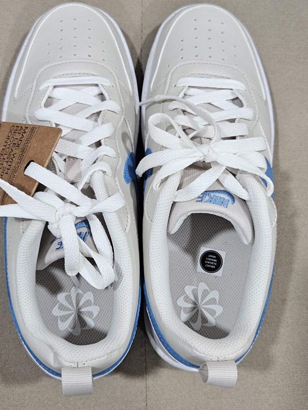 Nike Kids White and Blue Low-Top Sneakers with Lace-Up Size 7